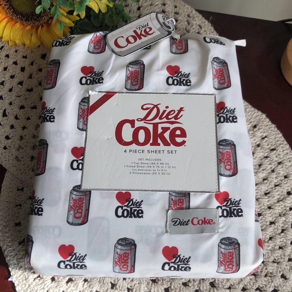 Diet Coke Sheet Set - TWIN - Picture 8 of 8